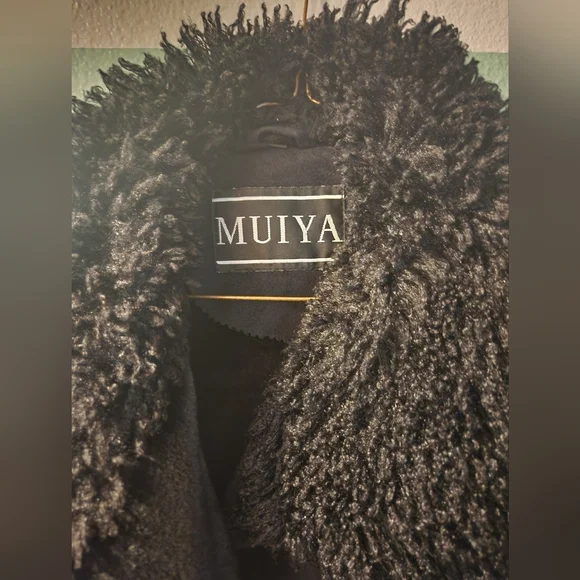 Jacket - Picture 5 of 8